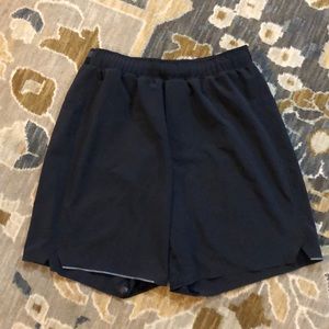 Men’s Lululemon black shorts small